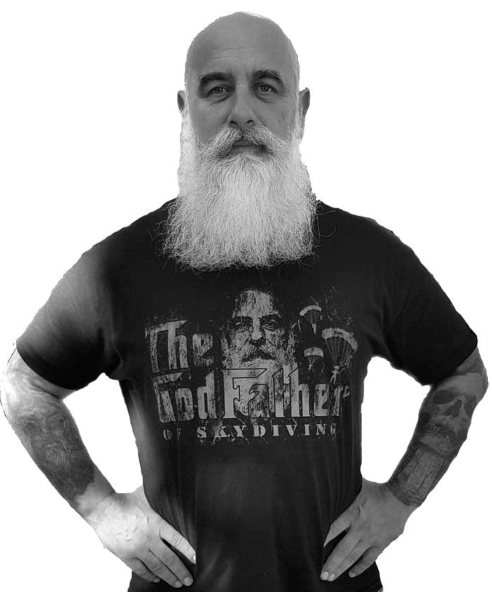 "THE GODFATHER OF SKYDIVING"  T-Shirt, schwarz