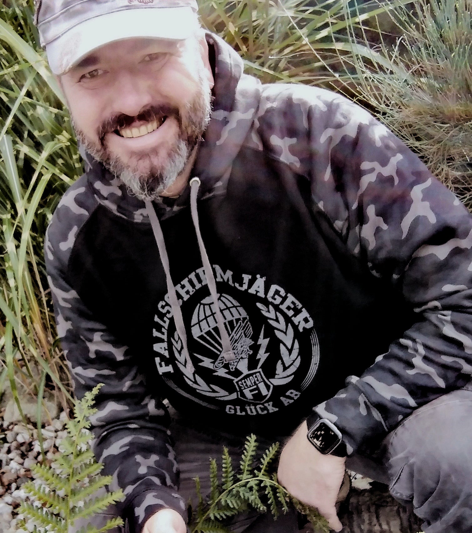 Camo-Hoody STÜRZENDER ADLER